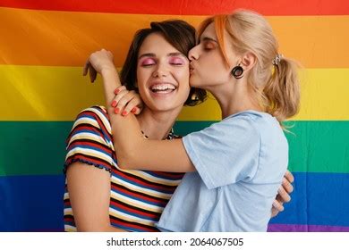 lesbian kiss sex|Lesbian Kissing Sex Porn Videos